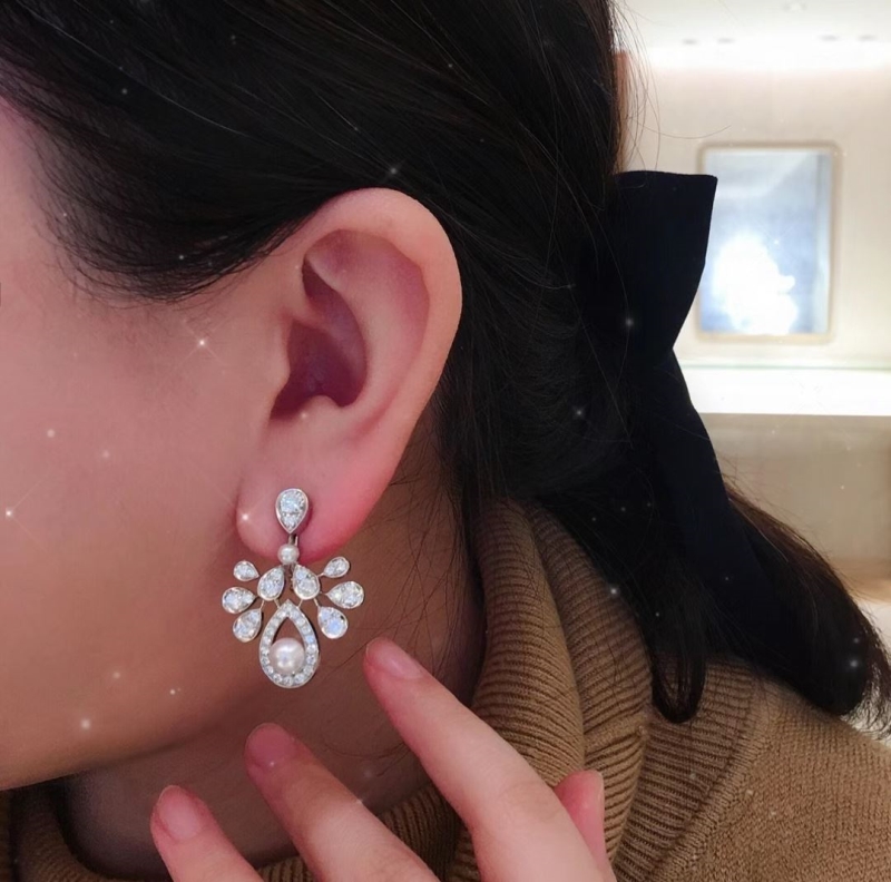 CHAUMET